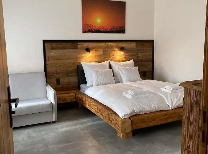 Zander Apartment Zator